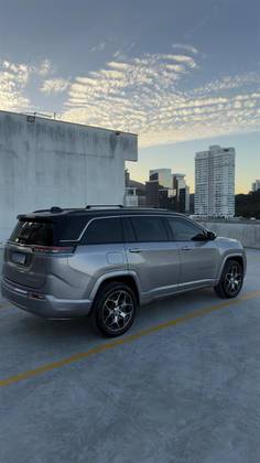 JEEP COMMANDER 2.0 TD380 TURBO DIESEL OVERLAND AT9